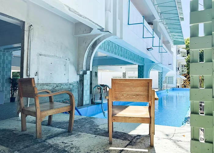 Capsule hotel Easy Monday Pool Capsule - Old Town